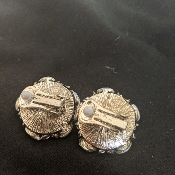 Faceted Rhinestone Clip-on Earrings - Picture 2 of 2